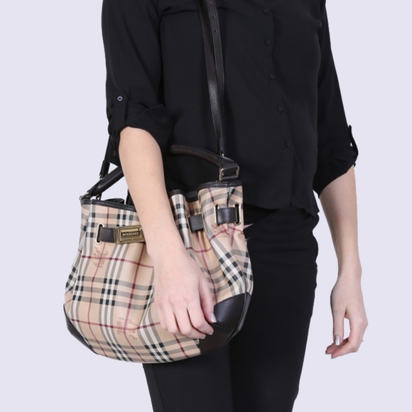 Burberry Medium Willenmore Hobo - Picture 2 of 8